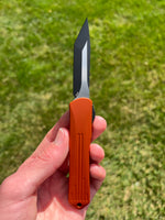 Heretic Knives Manticore S Two-Tone Black Tanto, Orange H023-10A-ORG